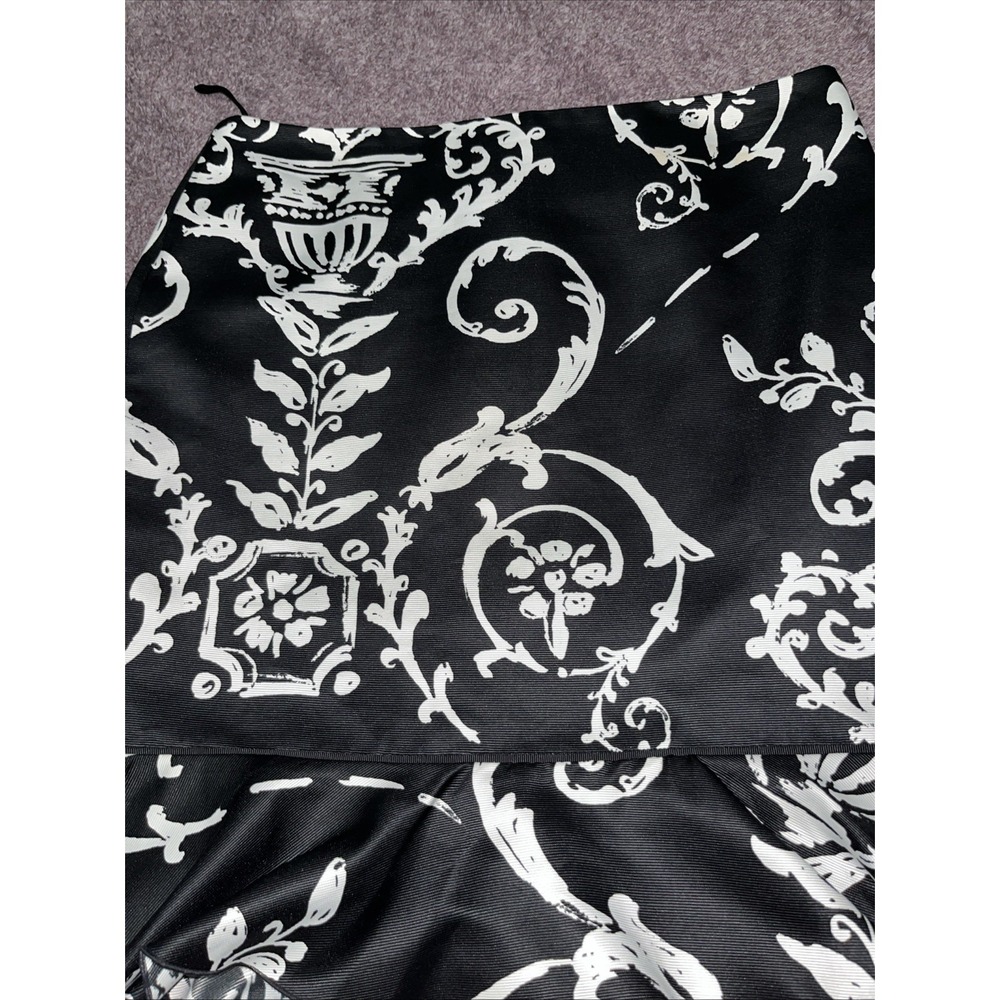 White House Black Market Pencil Skirt Womens Size 8 Floral Print Black & White - Picture 2 of 8